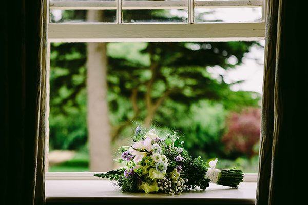 barn-wedding-flowers