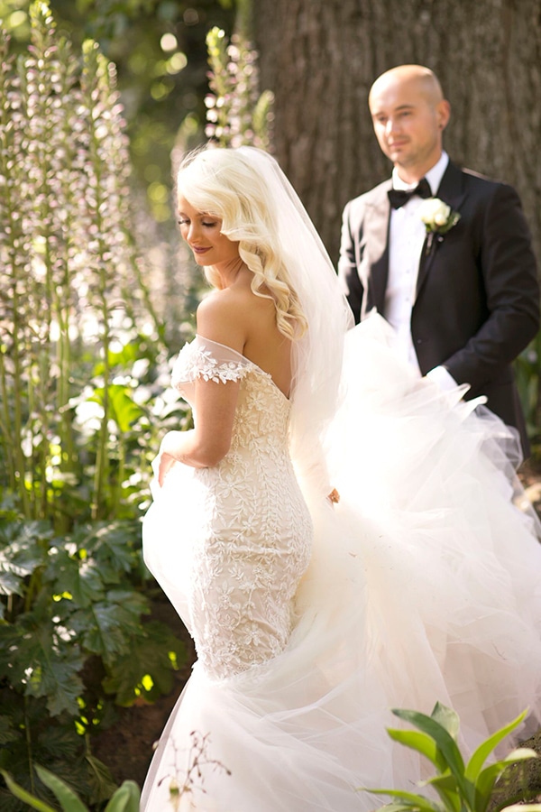 classic-elegant-wedding-white-flowers_03