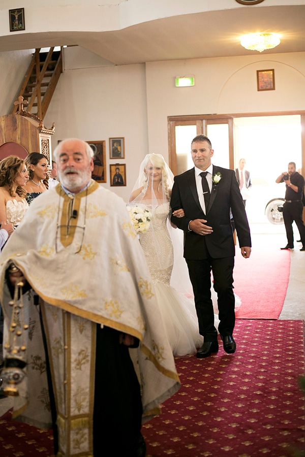 classic-elegant-wedding-white-flowers_18