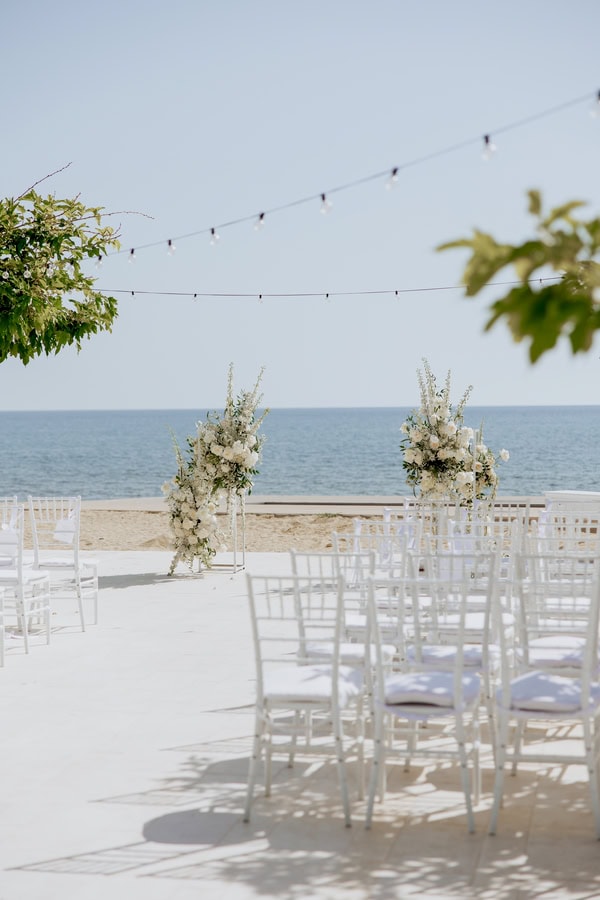 Classic Timeless Wedding By The Sea White Blooms