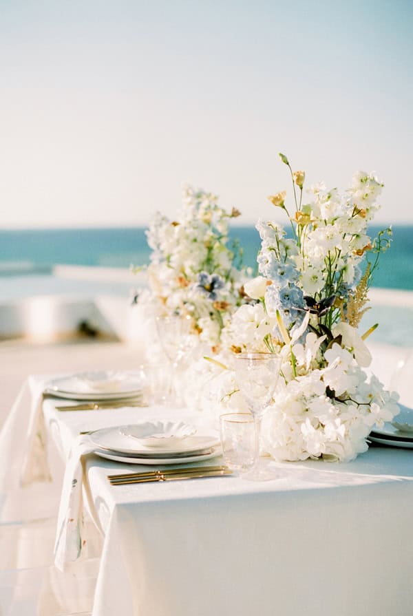 Coastal Styled Shoot With Ethereal Blooms Abaton Island Resort