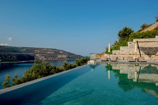 Dreamy setting for a romantic wedding in Mani Dreamy setting for a romantic wedding in Mani