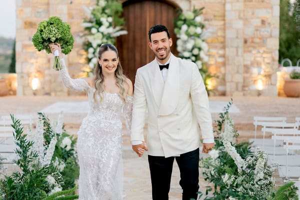 Dreamy wedding filled with stunning white blooms | Natasa & Vaggelis Dreamy wedding filled with stunning white blooms | Natasa & Vaggelis