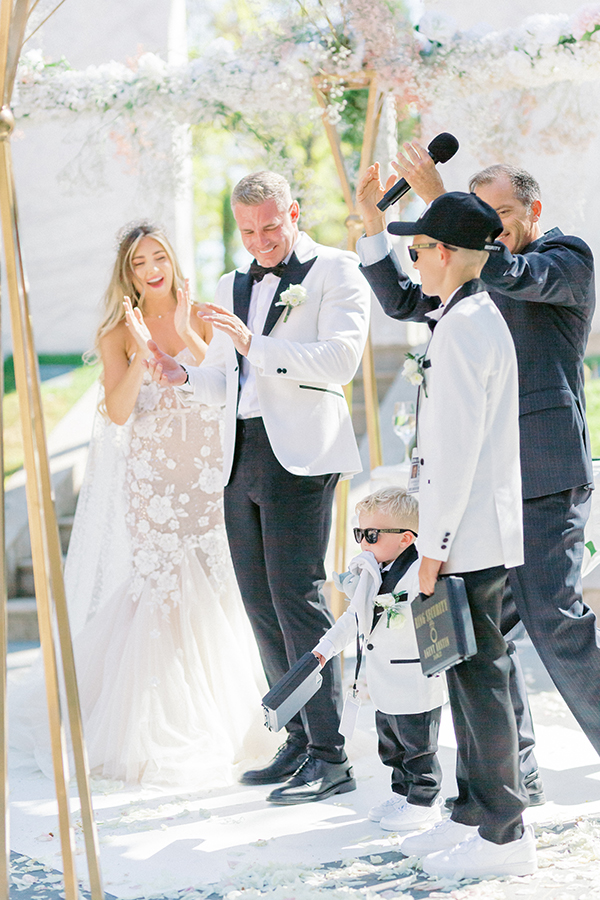 flower-filled-wedding-spain-blush-pink-details_22