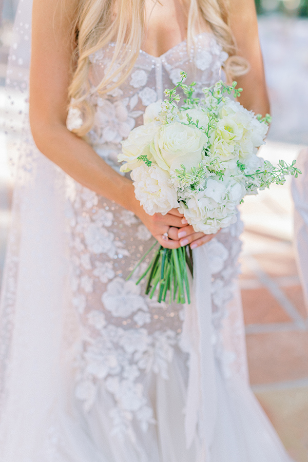 flower-filled-wedding-spain-blush-pink-details_28