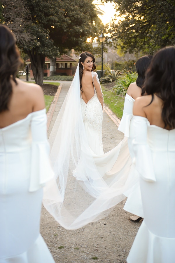 glamorous-wedding-white-cream-soft-pink-colors_03x