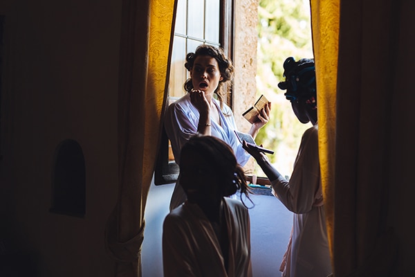 gorgeous-wedding-burgundy-hues-italy_03