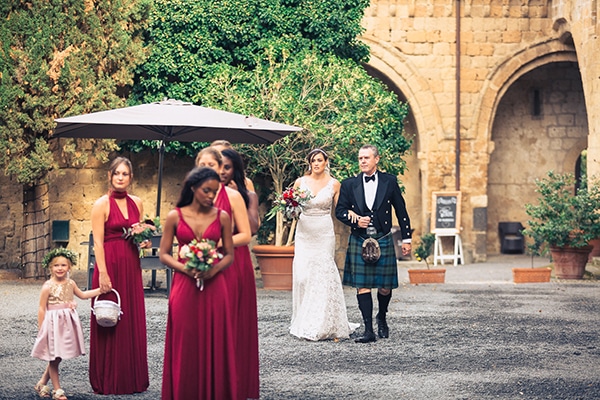 gorgeous-wedding-burgundy-hues-italy_10