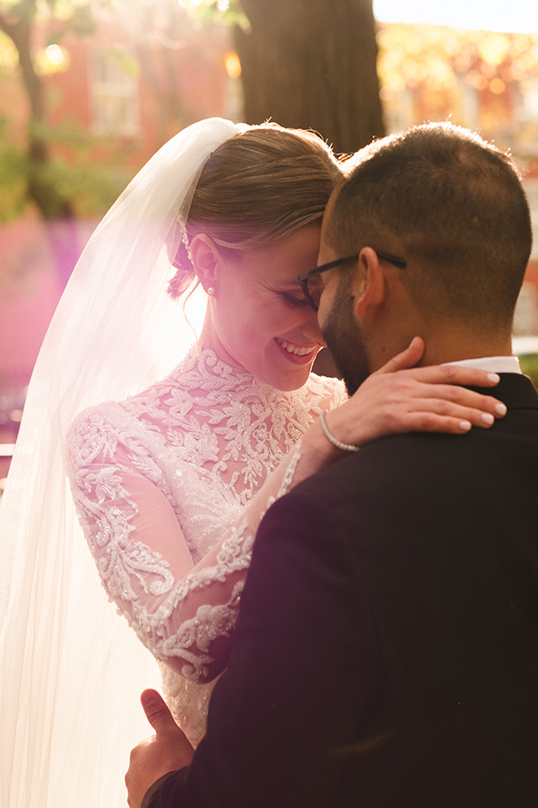 impossibly-pretty-wedding-elegant-decor-maison-principale_03