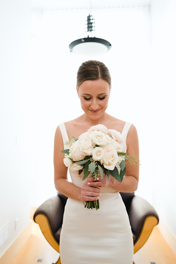 impossibly-pretty-wedding-elegant-decor-maison-principale_08