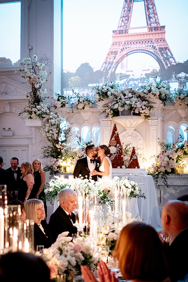 impossibly-pretty-wedding-elegant-decor-maison-principale_15