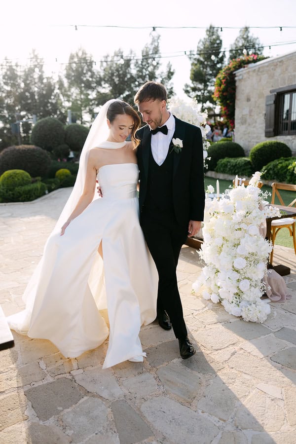 Liopetro Destination Wedding White Flowers