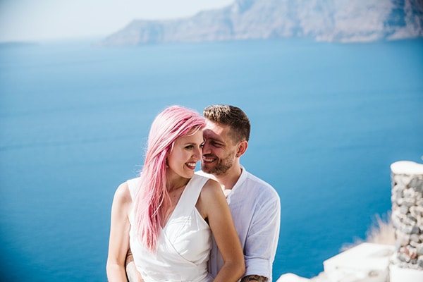 Lovely couple shoot in Santorini │ Mankica & Kevin Lovely couple shoot in Santorini │ Mankica & Kevin