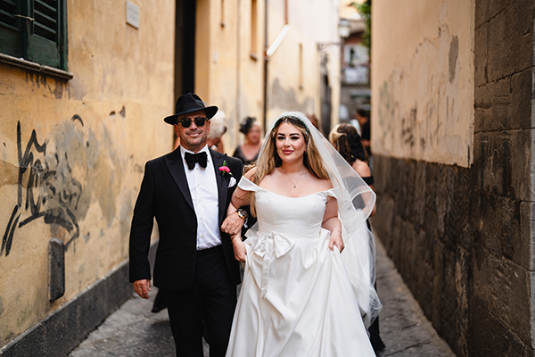 lush-pink-floral-wedding-sorrento-italy_06