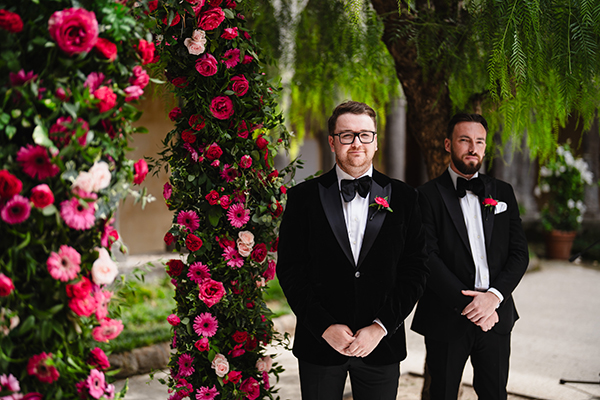 lush-pink-floral-wedding-sorrento-italy_13
