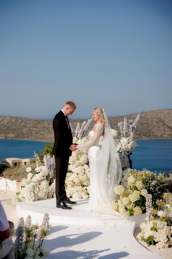 Luxurious Summer Wedding Overlooking The Bay Of Mirabello In Crete