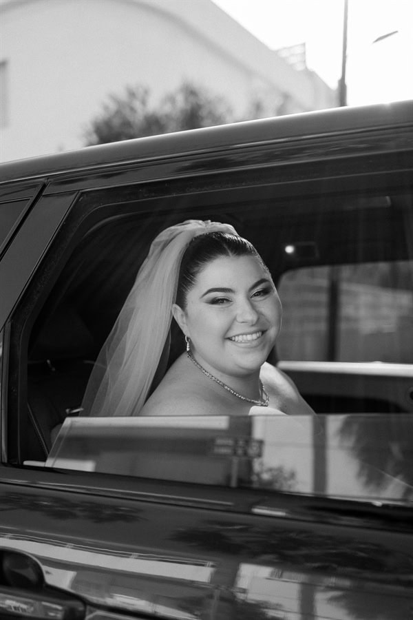 modern-elegance-bold-black-details-chic-nicosia-wedding_19