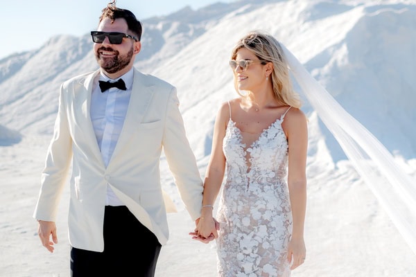 Romantic chic wedding with delicate white florals | Vasia & Ioannis