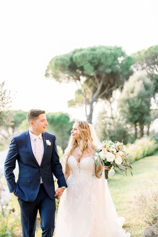 romantic-destination-wedding-Italy_01x