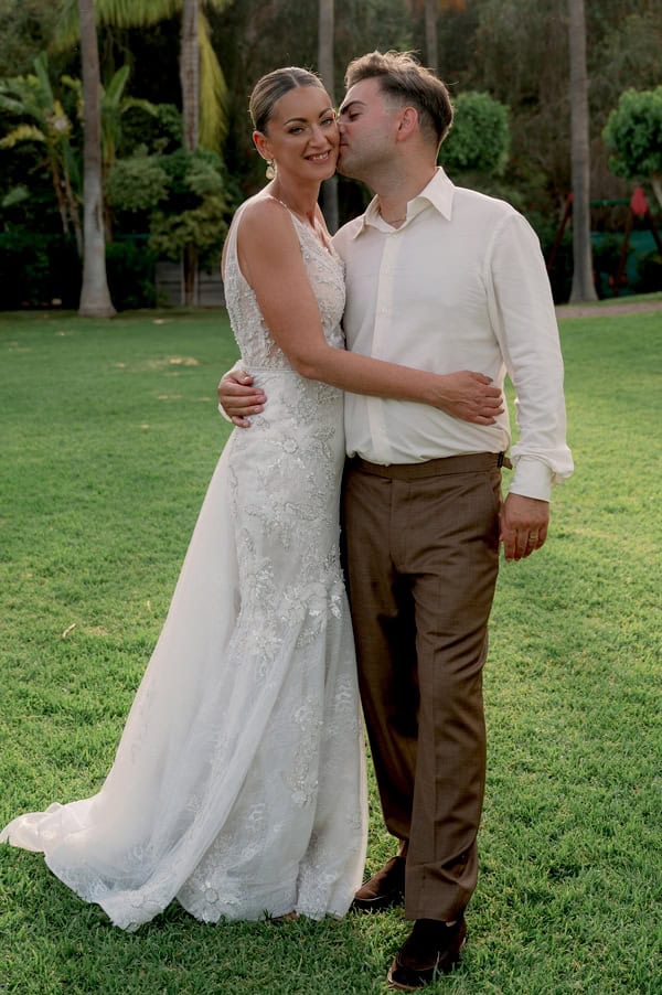 Romantic Floral Wedding Sea Columbia Beach Resort