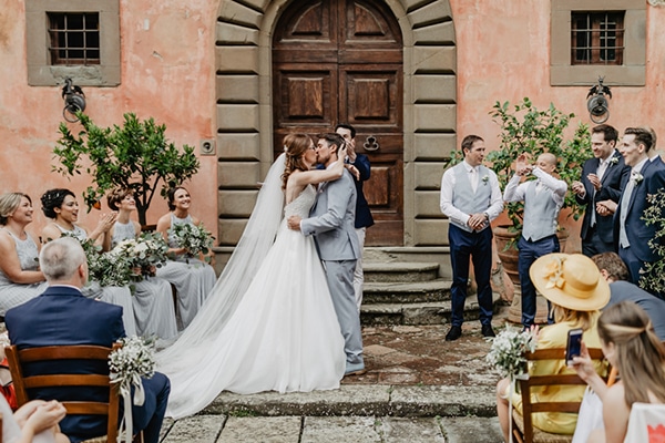 romantic-summer-wedding-tuscany-rustic-details_27