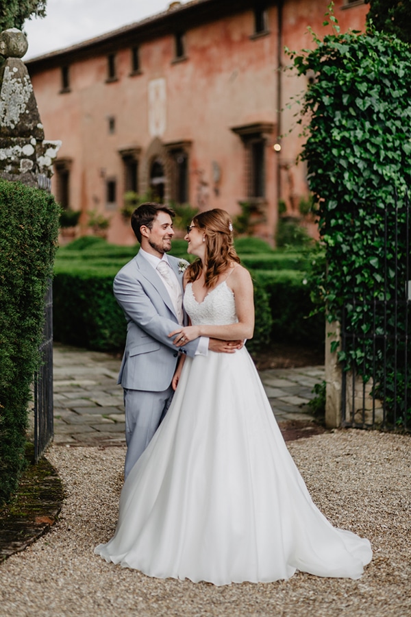 romantic-summer-wedding-tuscany-rustic-details_52