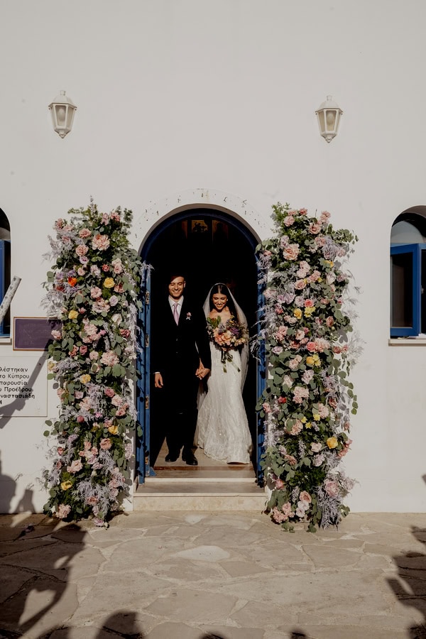 Romantic Summer Wedding Vibrant Blooms Annabelle Hotel