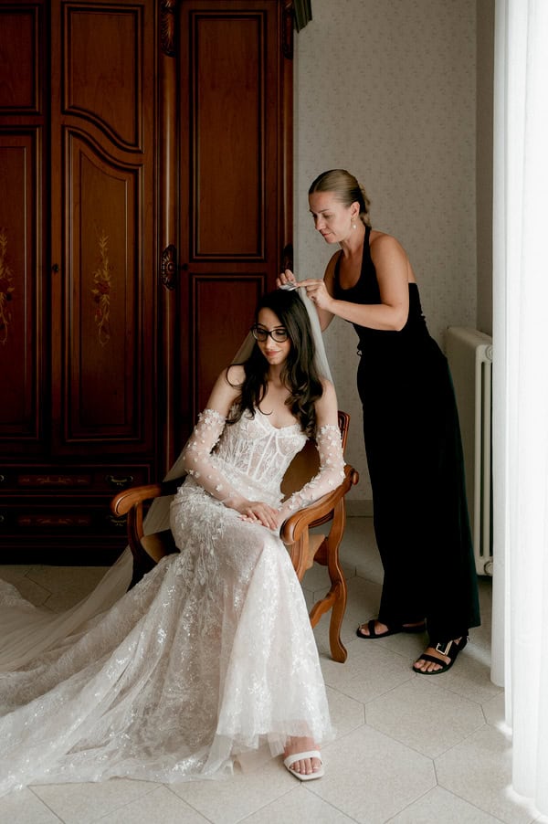 Romantic Wedding Naples With Heartfelt Details