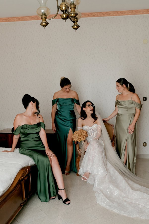 Romantic Wedding Naples With Heartfelt Details