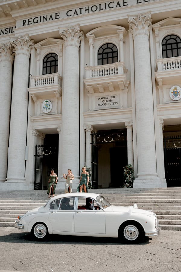 Romantic Wedding Naples With Heartfelt Details