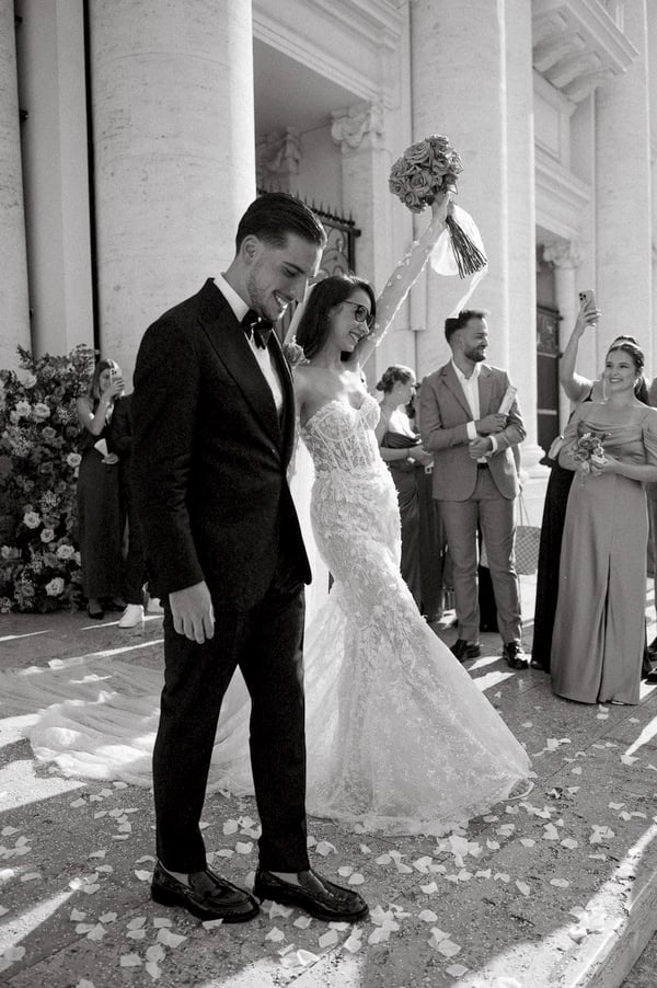 Romantic Wedding Naples With Heartfelt Details