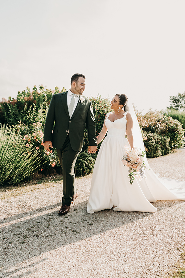 romantic-wedding-umbria-overflowing-lovely-details_01