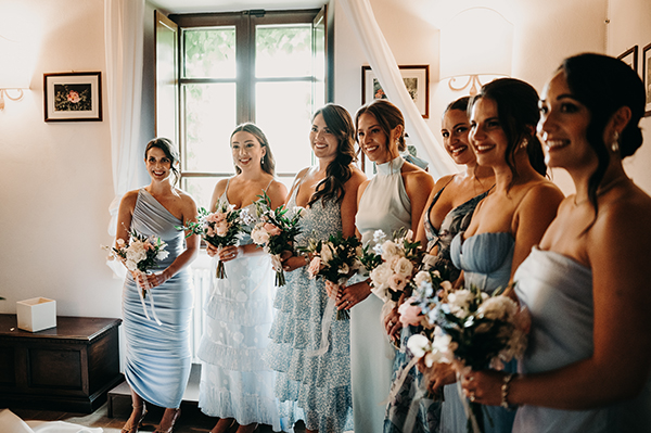 romantic-wedding-umbria-overflowing-lovely-details_11