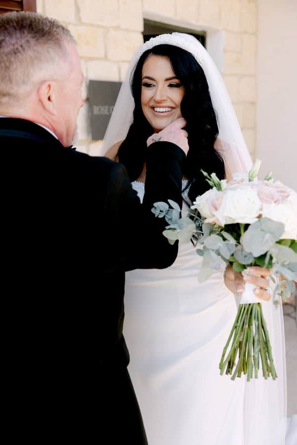 Rustic Chic Wedding With Neutral Tones At Lchateau