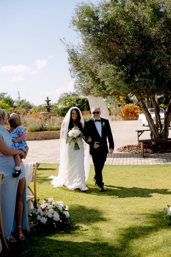 Rustic Chic Wedding With Neutral Tones At Lchateau