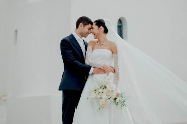 A Serifos wedding with timeless elegance and romantic blush details | Natacha & Gabriel A Serifos wedding with timeless elegance and romantic blush details | Natacha & Gabriel