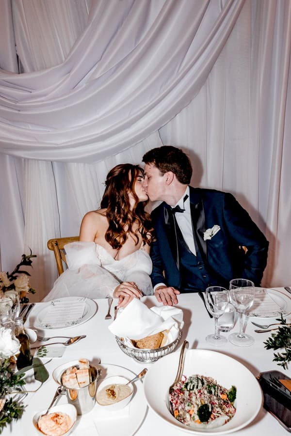 Spring Wedding Columbia Beach Resort Romantic White Terracotta Flowers