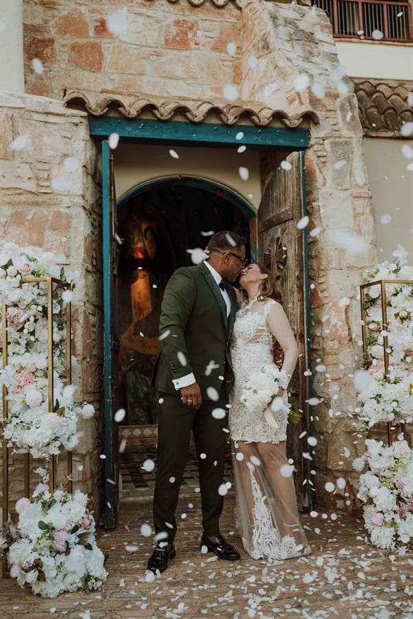 Spring Wedding Columbia Resort Pastel Shades