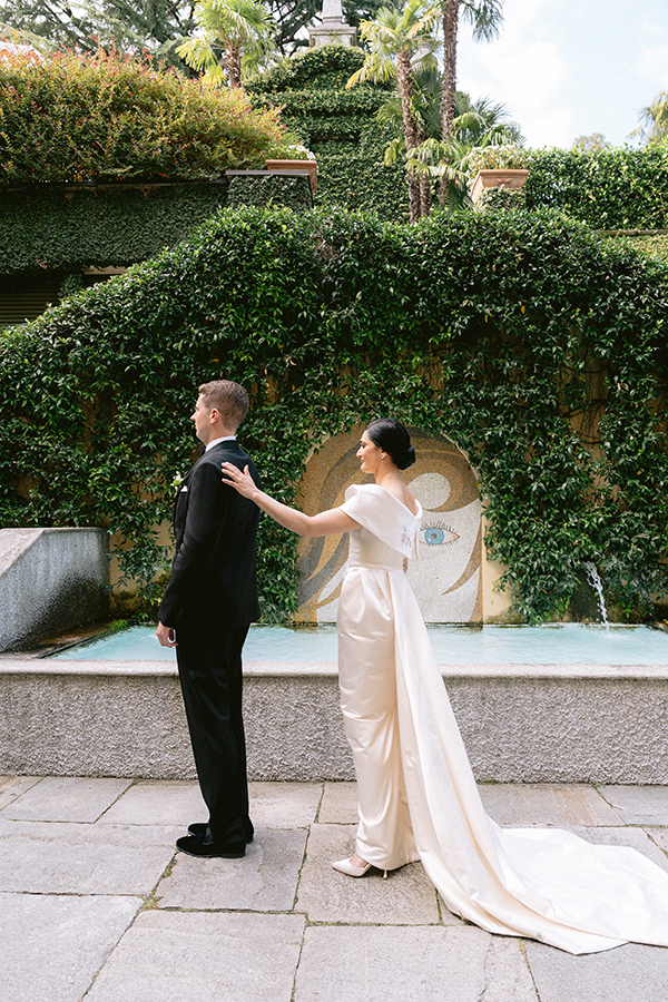 stunning-lake-como-wedding-lush-florals_54