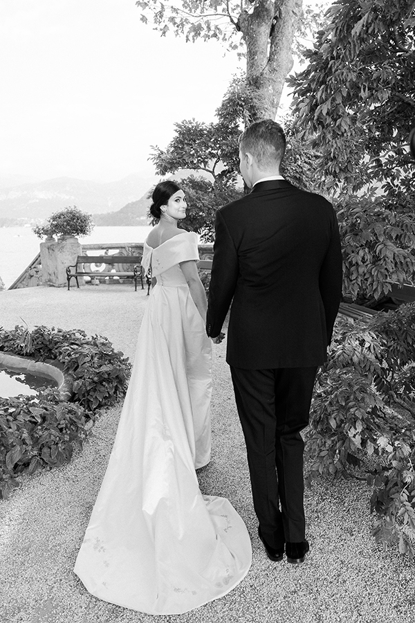 stunning-lake-como-wedding-lush-florals_74