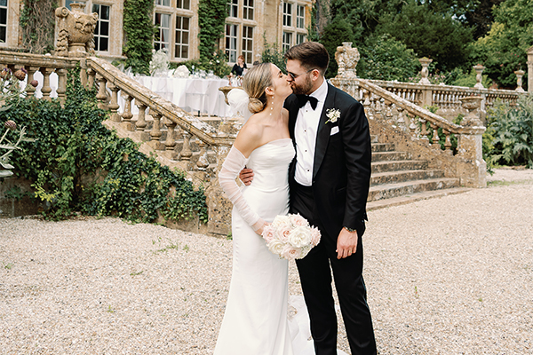 Stylish summer wedding in Somerset England with vintage det | Ella & Charlie Stylish summer wedding in Somerset England with vintage det | Ella & Charlie