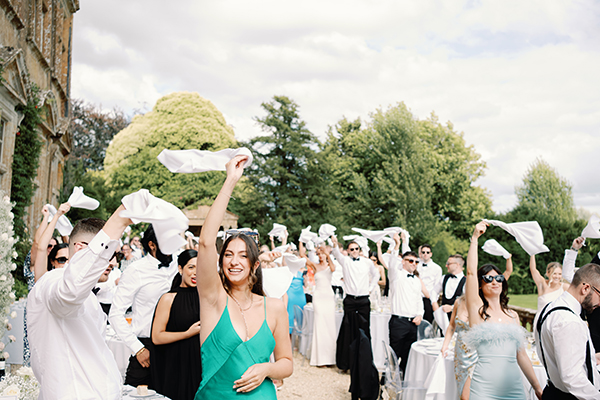 stylish-summer-wedding-yeovil-uk-vintage-touches_15