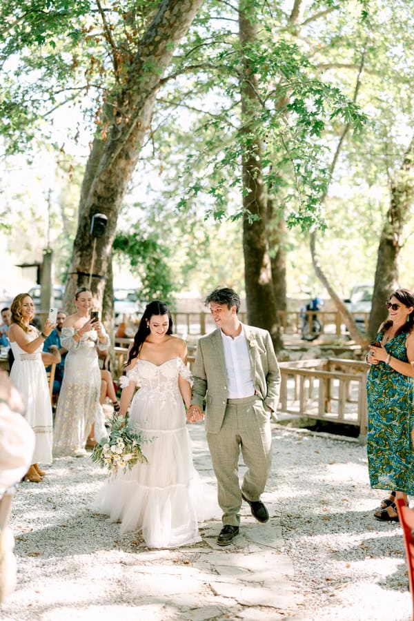 Summer Wedding Chania Chamomile Rustic Details