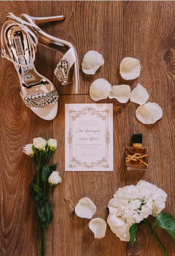 Summer Wedding Velvento Romantic Details