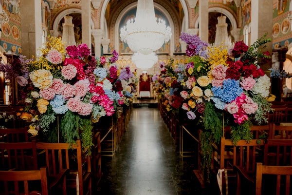 Summer Wedding With Vibrant Flowers