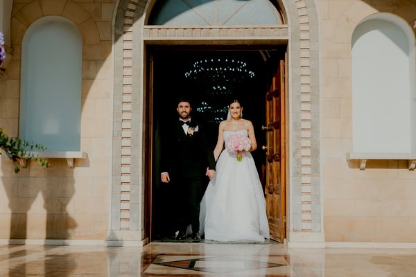 Summer Wedding With Vibrant Flowers