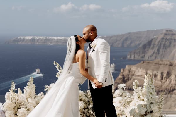 A timeless glam wedding overflowing with style and grace | Amy & Dominic A timeless glam wedding overflowing with style and grace | Amy & Dominic