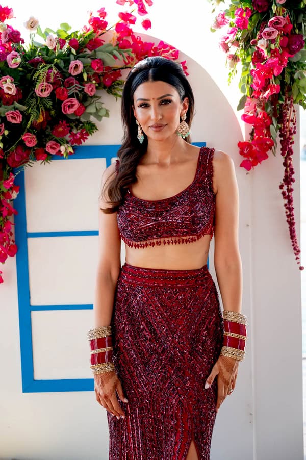 Vibran Pre Wedding Celebration And An Elegant Wedding With Gorgeous Details