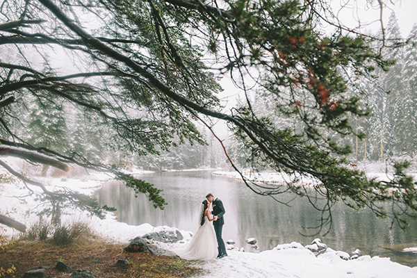 Winter wedding at Lake Tahoe | Solomita & Cameron Winter wedding at Lake Tahoe | Solomita & Cameron