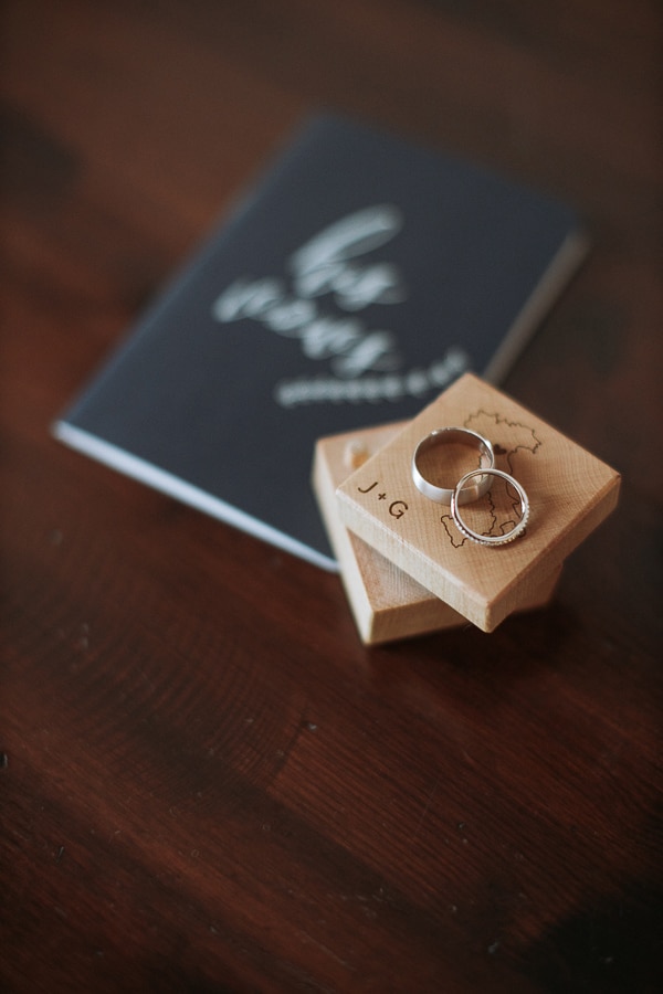 whimsical-intimate-wedding-tuscany-rustic-details_05